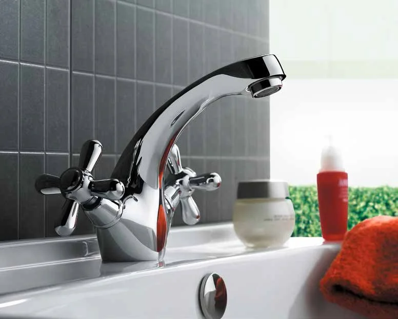 Смеситель двуручковый для раковины HAIBA HB1025 Хром